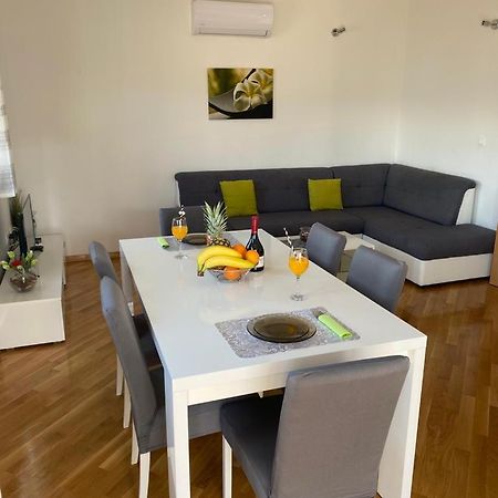 Apartament Dina Trogir Zewnętrze zdjęcie